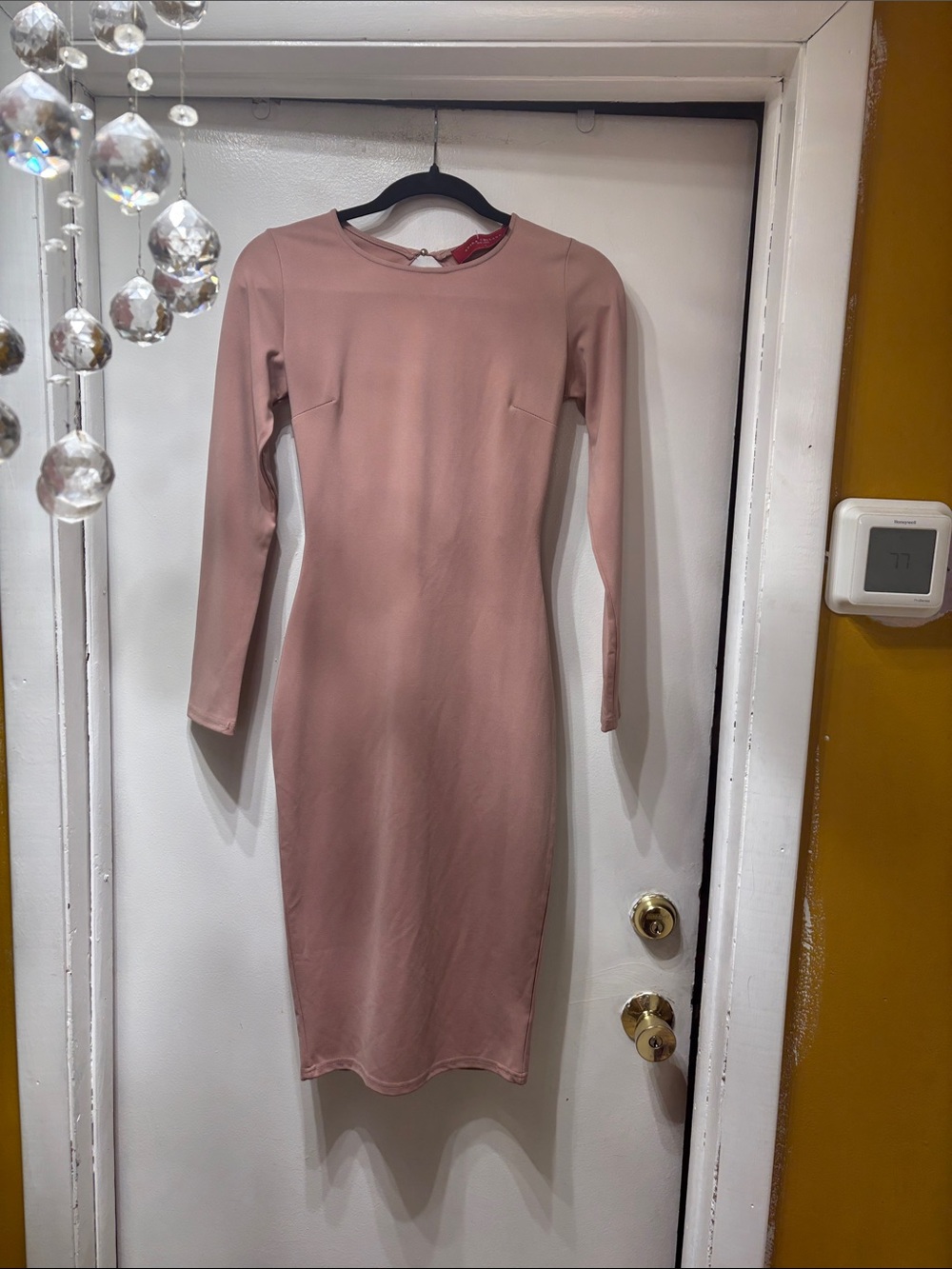 AKIRA Mauve Pink Long-Sleeve Bodycon Midi Dress